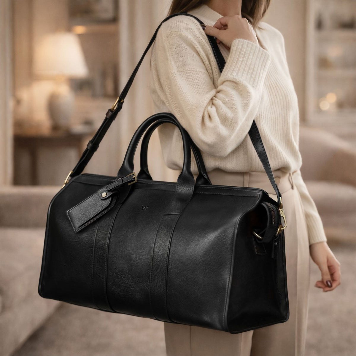 Women’s Leather Weekender Bag
